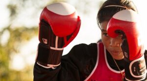 Mary Kom lucha por la defensa femenina en la India
