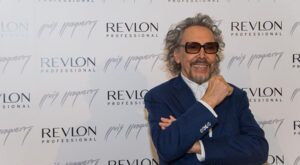 Lluís LLongueras: «Mi fuente de inspiración es la mujer, su figura y su espíritu»