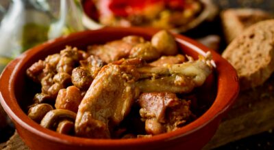 Conejo al ajillo: cómo hacer esta receta paso a paso