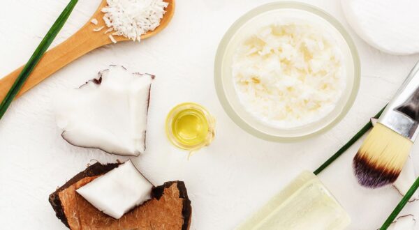 5 mascarillas caseras con aceite de coco para cada tipo de piel