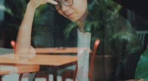 Cómo dejar de tropezar siempre con la misma piedra: 3 pasos para conseguirlo