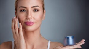 Las mejores cremas hidratantes: di a adiós a la sequedad de tu rostro