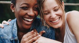 25 frases que las lesbianas están cansadas de escuchar