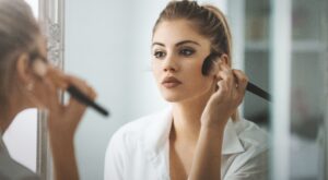 Polvos traslúcidos: ¿sabes cómo aplicarlos de forma correcta?