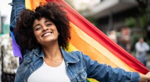 Famosos heterosexuales que se han convertido en iconos gay