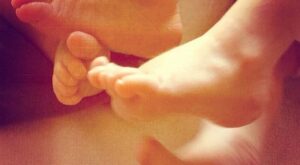 Elsa Pataky muestra a sus mellizos Tristan y Sasha en Instagram