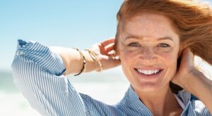 ¿Un rostro sin manchas tras el verano? Sabemos cómo conseguirlo