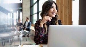 ¿Quieres cuidarte en la oficina? Estos son los 5 productos que necesitas