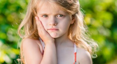 Estomatitis aftosa o herpética en niños: causas, síntomas y remedios caseros