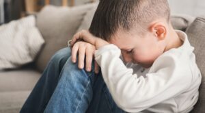 Si tu pequeño sufre un fuerte dolor en las piernas, podría tener coxalgia