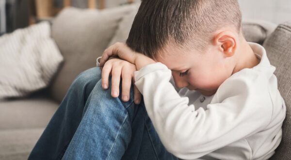 Si tu pequeño sufre un fuerte dolor en las piernas, podría tener coxalgia