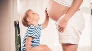 Parto natural tras una cesárea: ¿cuánto tiempo debe pasar?