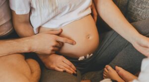 Recuperar el vientre después del parto: ejercicios sencillos para ponerse en forma