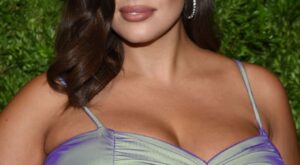 Ashely Graham desvela el sexo de su bebé: ¡es un niño!