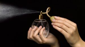 ¿Eau de quoi? Los perfumes más extravagantes del mercado