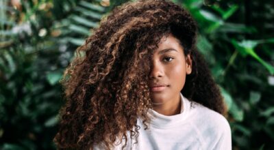 Cuidados para el pelo rizado: presume de rizos perfectos