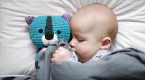 ¿Tu bebé no duerme? Consejos prácticos para esas largas noches
