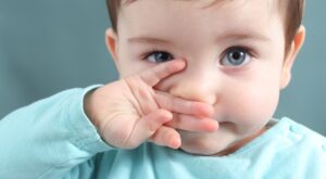 ¿Cómo saber cuál será el color de ojos de tu bebé?