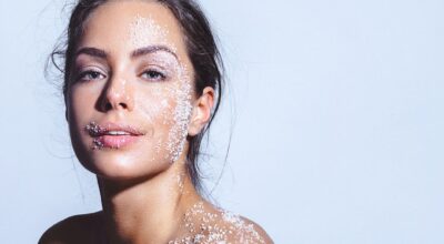 Estrena piel gracias a los beneficios de los exfoliantes líquidos