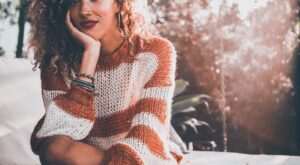 ¡Adiós tinte! Te damos los mejores consejos para recuperar tu color de pelo natural