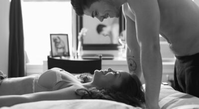 25 cosas molestas que hacen los hombres en la cama