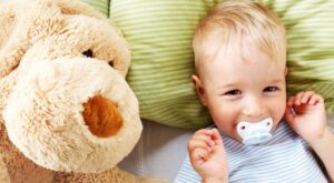 Consejos para conseguir que tu bebé se olvide del chupete sin dramas