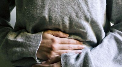 Alimentos ligeros para reducir el hinchazón abdominal