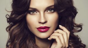 Tutorial de maquillaje: Cómo llevar el rojo de labios perfecto