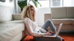 ¿Será el teletrabajo el fin de la infidelidad femenina?