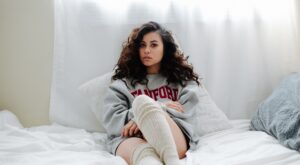 Este es el verdadero motivo de la infidelidad femenina… y no, no es lo que piensas