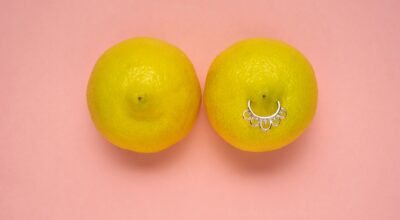 Todo sobre el piercing en el pezón, la joya del pecho…