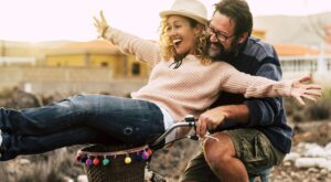 Amor duradero: descubre los factores de compatibilidad compartidos por parejas felices