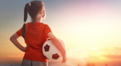 ¿Qué quieren ser de mayor las niñas españolas? Un estudio de Adecco revela las profesiones que más gustan