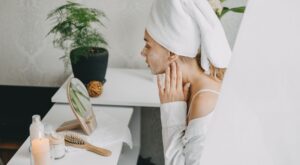 7 Cuidados esenciales para la piel después del verano y los ingredientes clave que necesitarás