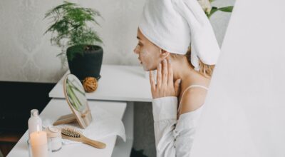 7 Cuidados esenciales para la piel después del verano y los ingredientes clave que necesitarás