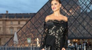 Penélope Cruz y otras famosas que saben cómo lucir un jumpsuit o mono ajustado, será tendencia este otoño