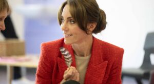 Kate Middleton y su moño bajo perfecto para quienes llevan flequillo