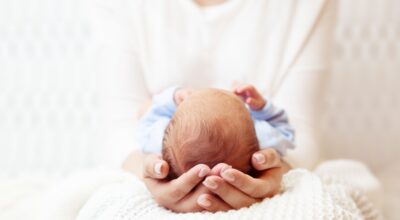 INVOcell: La técnica que hizo posible el nacimiento de Derek, el primer bebé gestado por dos mujeres en Europa