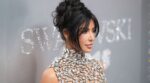 Kim Kardashian brilla en la fiesta de presentación de Skims x Swarovski
