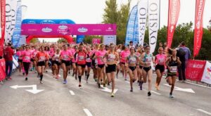 Última Carrera de la Mujer de 2023: Barcelona se llena de rosa