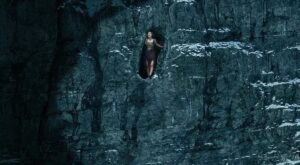 Millie Bobby Brown en Damisela (Damsel): traiciones, dragones y fantasía en el próximo éxito de Netflix