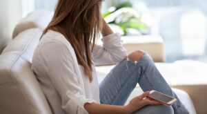 Violencia digital: Un grito de alerta en el universo online femenino