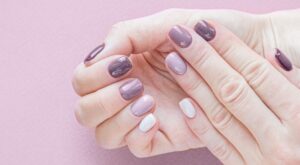 Uñas ‘press on’: el nuevo boom de belleza que arrasa en redes