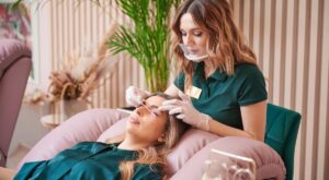 Pestañas de impacto: descubre los tratamientos que las potencian