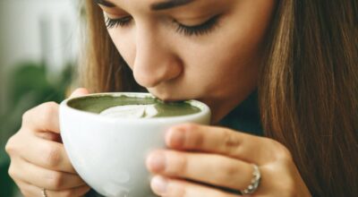 Más allá del café, opciones saludables para tu energía diaria