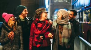 Las cualidades que te harán caer bien a los demás