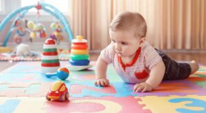 Cómo saber si tu bebé está sobreestimulado