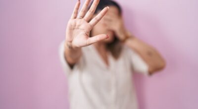 Mujeres víctimas de violencia machista ya pueden pedir asilo en la UE