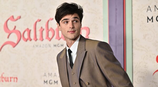 Jacob Elordi sustituirá a Andrew Garfield en Frankenstein de Guillermo del Toro
