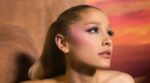 Ariana Grande sorprende con un vestido ‘coquette’ y ‘Barbiecore’